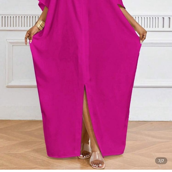 Elegant Women's Magenta Robe Dress - Picture 6 of 6